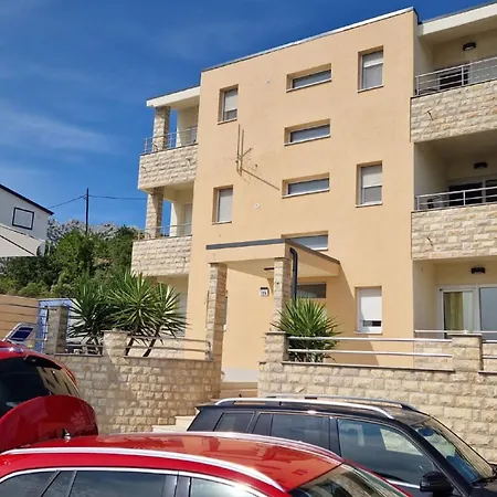 Apartment In Croatia Near The Coast